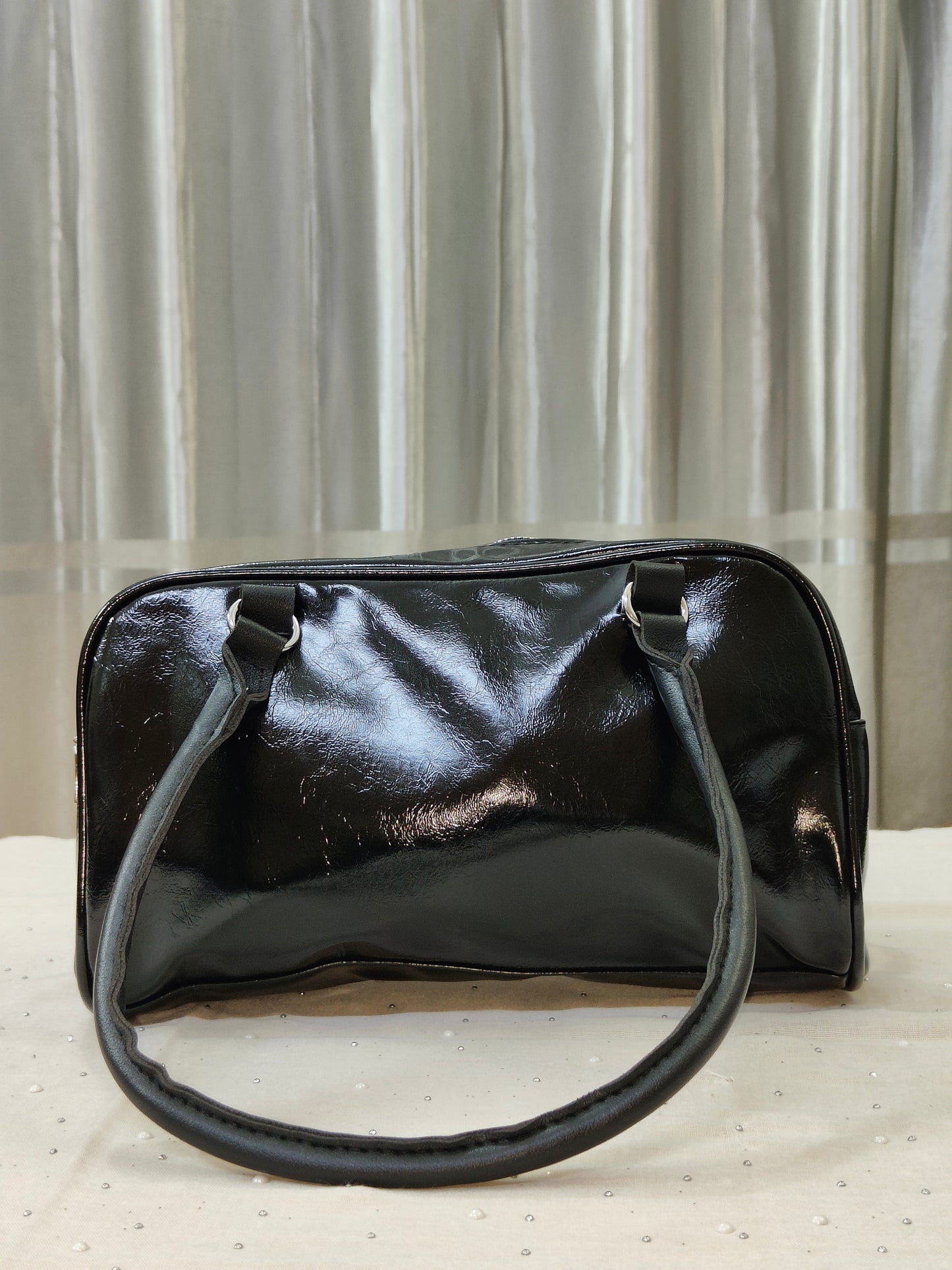 Glossy Bag (Black)