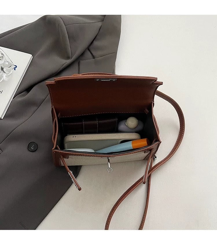 Canvas Buckle Bag (Brown)